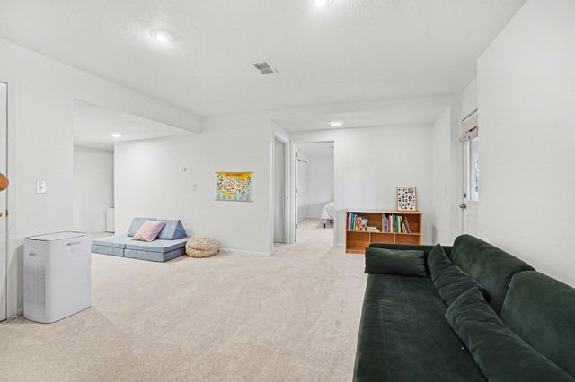 687 Lugers Road, Holland, MI 49423