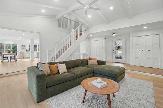 687 Lugers Road, Holland, MI 49423