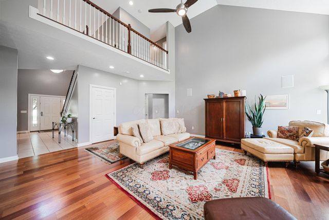 318 Trace Drive, Delaware, OH 43015