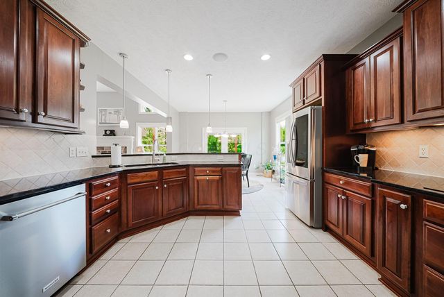 318 Trace Drive, Delaware, OH 43015