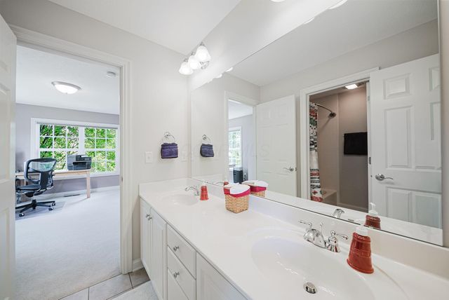318 Trace Drive, Delaware, OH 43015