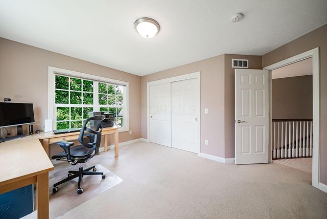 318 Trace Drive, Delaware, OH 43015