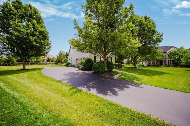 318 Trace Drive, Delaware, OH 43015