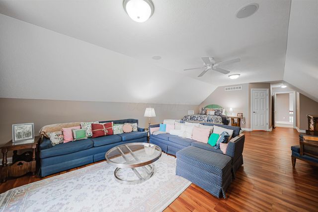 318 Trace Drive, Delaware, OH 43015