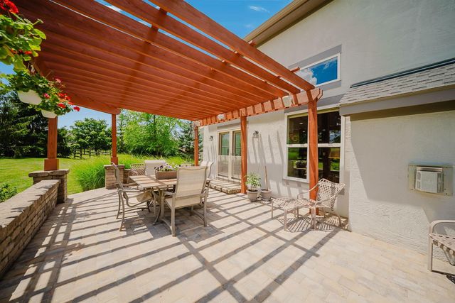318 Trace Drive, Delaware, OH 43015