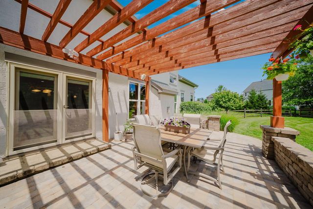 318 Trace Drive, Delaware, OH 43015