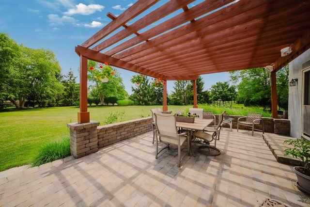 318 Trace Drive, Delaware, OH 43015