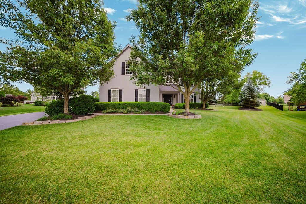 318 Trace Drive, Delaware, OH 43015