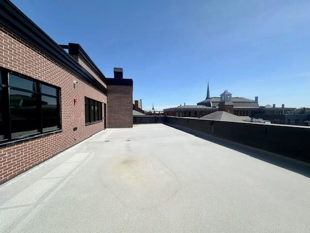 21 Summer St 302, Natick, MA 01760