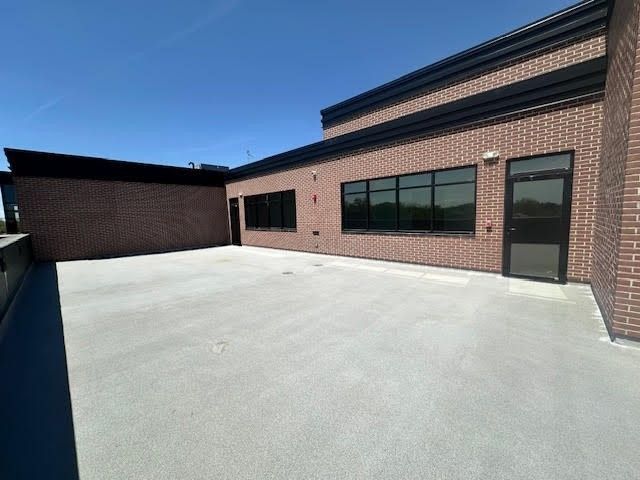 21 Summer St 302, Natick, MA 01760