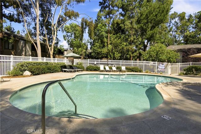 20702 El Toro Rd 69, Lake Forest, CA 92630