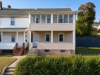 409 N 8Th St, Prospect Park Boro, NJ 07508