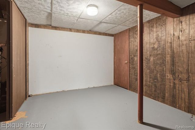 2491 Valley Church Drive, Clio, MI 48420