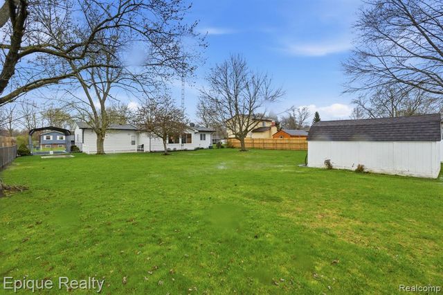 2491 Valley Church Drive, Clio, MI 48420