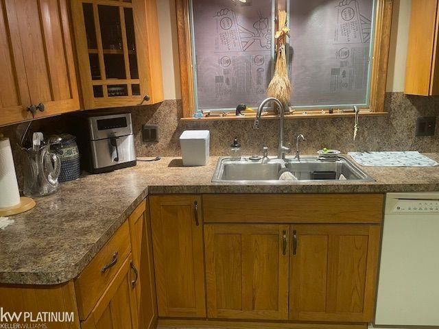 2567 St. Clair River Drive, Algonac, MI 48001