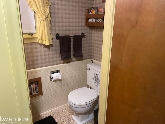 2567 St. Clair River Drive, Algonac, MI 48001