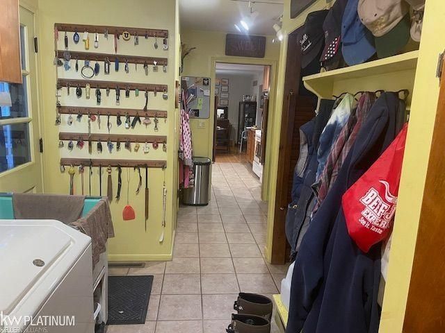 2567 St. Clair River Drive, Algonac, MI 48001