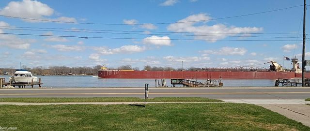 2567 St. Clair River Drive, Algonac, MI 48001