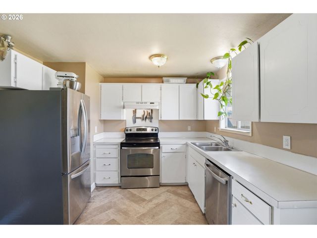 15212 Ne 31ST St, Vancouver, WA 98682