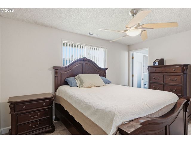 15212 Ne 31ST St, Vancouver, WA 98682