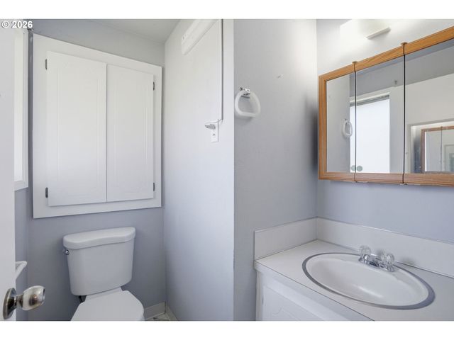 15212 Ne 31ST St, Vancouver, WA 98682