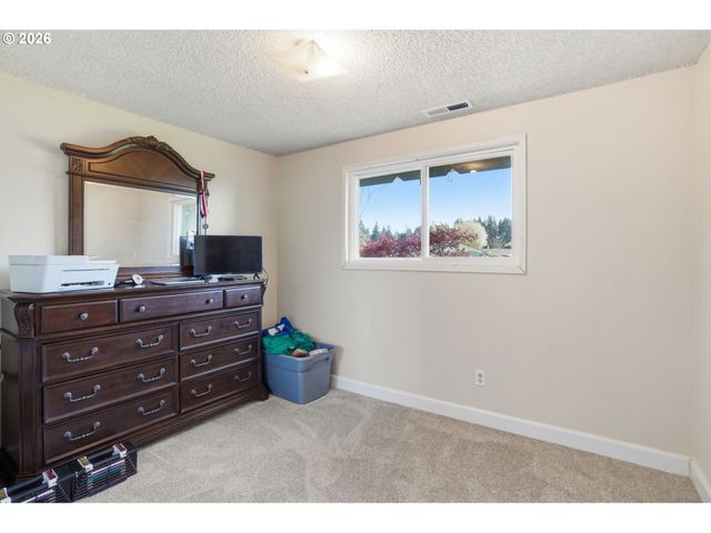 15212 Ne 31ST St, Vancouver, WA 98682