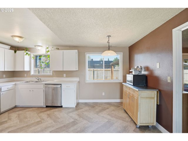 15212 Ne 31ST St, Vancouver, WA 98682