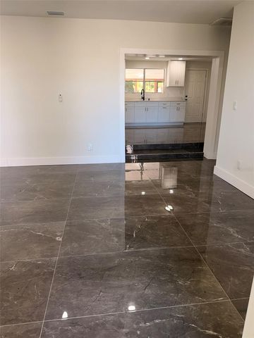 21402 E STATE ROAD 64, Bradenton, FL 34212