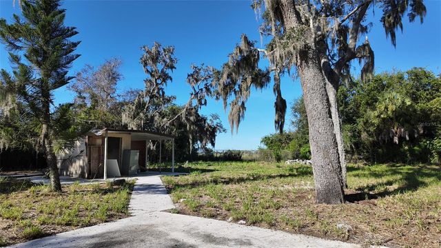 21402 E STATE ROAD 64, Bradenton, FL 34212