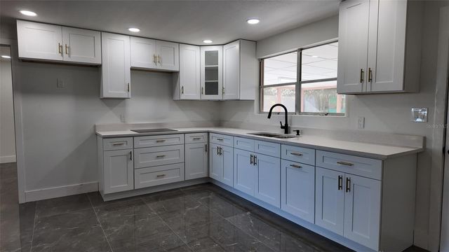 21402 E STATE ROAD 64, Bradenton, FL 34212