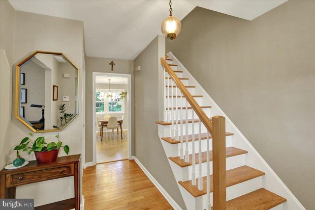 1616 SHERWOOD RD, Wyomissing, PA 19610