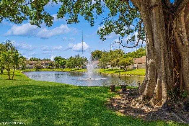 3070 S Oakland Forest Drive 306, Oakland Park, FL 33309