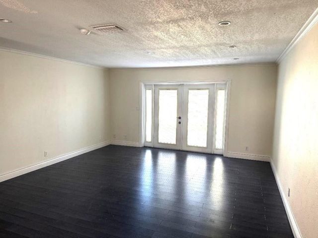 3070 S Oakland Forest Drive 306, Oakland Park, FL 33309