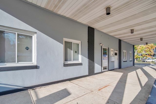 302-306 Sumner Ave, Springfield, MA 01108