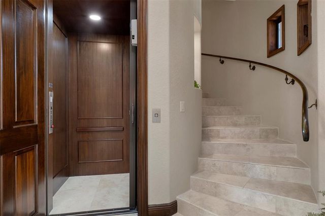 3026 WENTWORTH WAY, Tarpon Springs, FL 34688