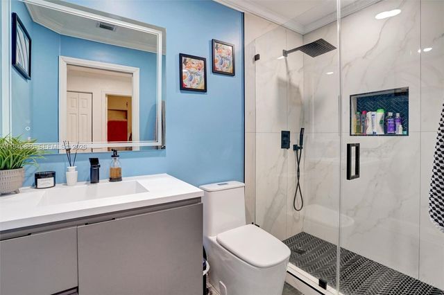 311 SW 203rd Ave, Pembroke Pines, FL 33029