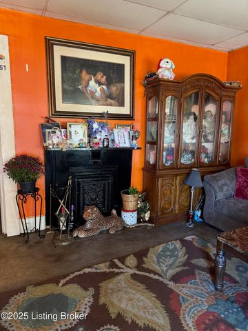 363 N 27th St, Louisville, KY 40212