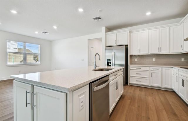 5241 WOLF CREEK DRIVE, Apollo Beach, FL 33572