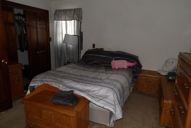 832 W Raymond Street W, Harrisburg, IL 62946