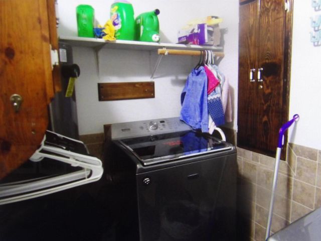 832 W Raymond Street W, Harrisburg, IL 62946