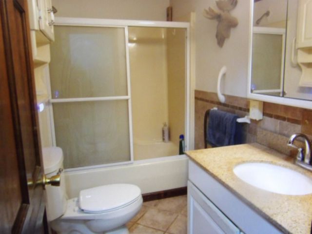 832 W Raymond Street W, Harrisburg, IL 62946