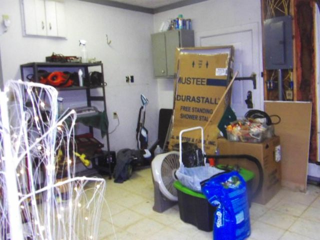 832 W Raymond Street W, Harrisburg, IL 62946