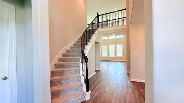 4426 Tumbling Leaf Court, Sugar Land, TX 77479