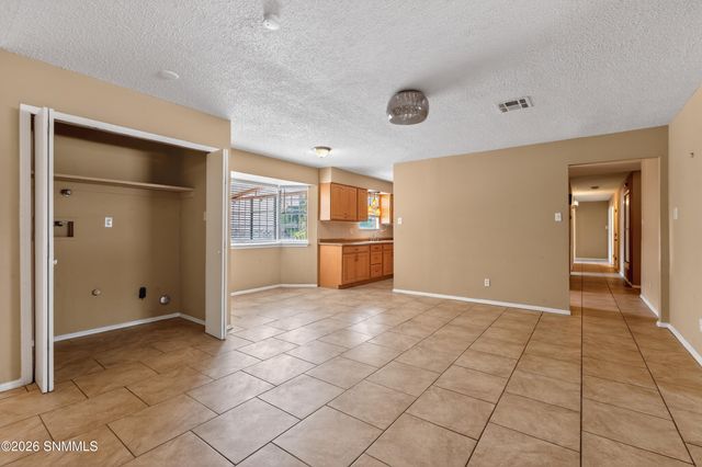3104 Missouri Avenue, Las Cruces, NM 88011