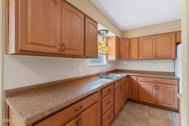 3104 Missouri Avenue, Las Cruces, NM 88011
