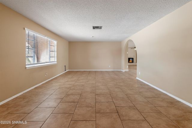 3104 Missouri Avenue, Las Cruces, NM 88011