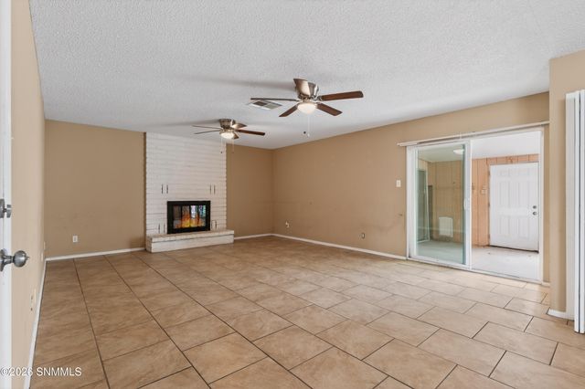 3104 Missouri Avenue, Las Cruces, NM 88011