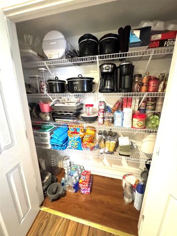 13939 N State Highway 71, El Campo, TX 77437