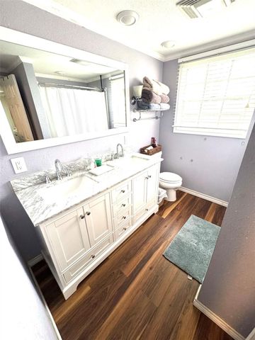 13939 N State Highway 71, El Campo, TX 77437