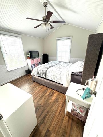 13939 N State Highway 71, El Campo, TX 77437